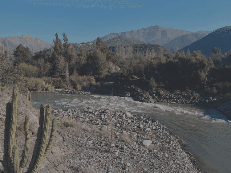 Ingenieros Dictuc exponen en seminario sobre la cuenca del Río Maipo