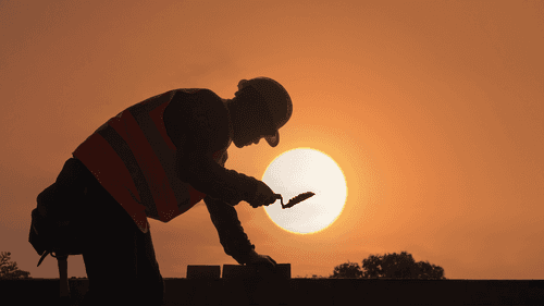Calor extremo y seguridad laboral: estudio evidencia aumento del riesgo de accidentes en Chile