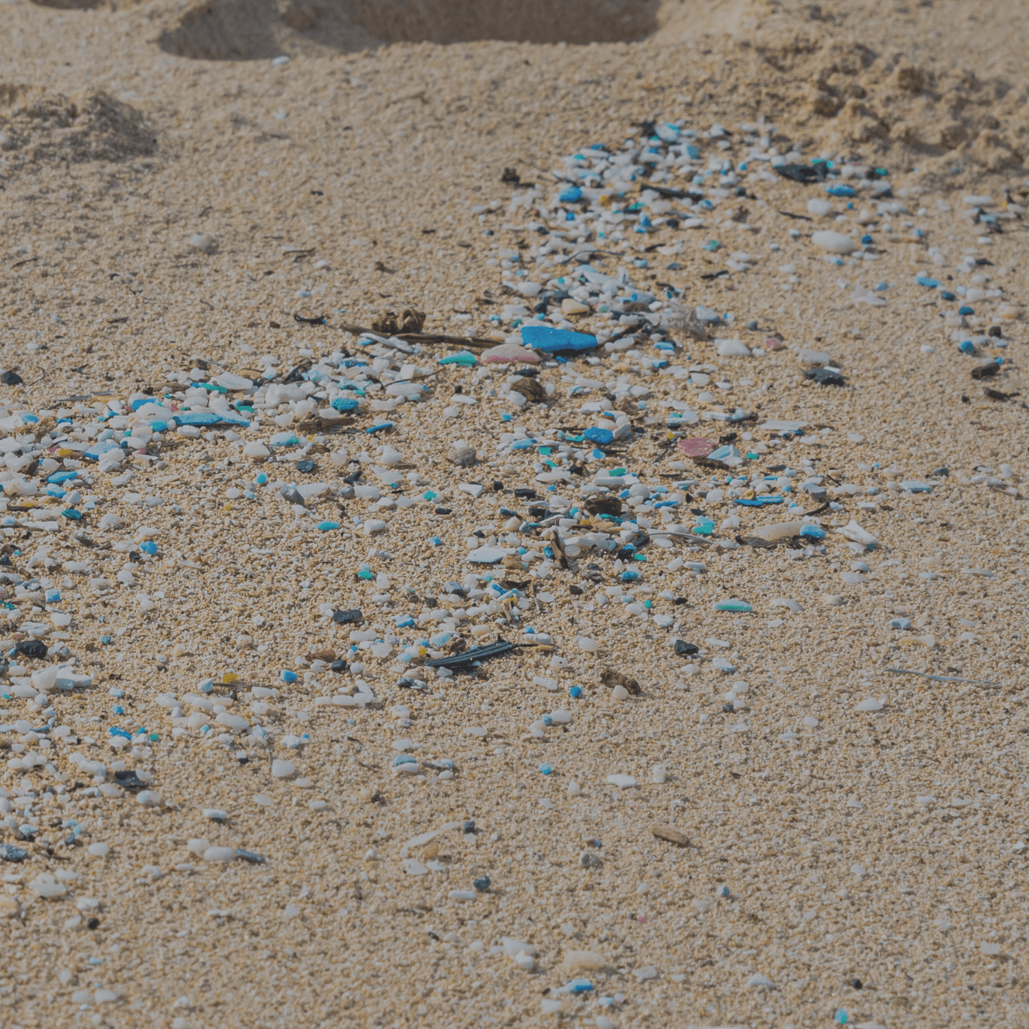 Dictuc en la prensa: Plásticos en Isla de Pascua