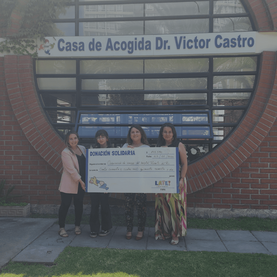 Dictuc visita COAR para entregar donación junto a Late!