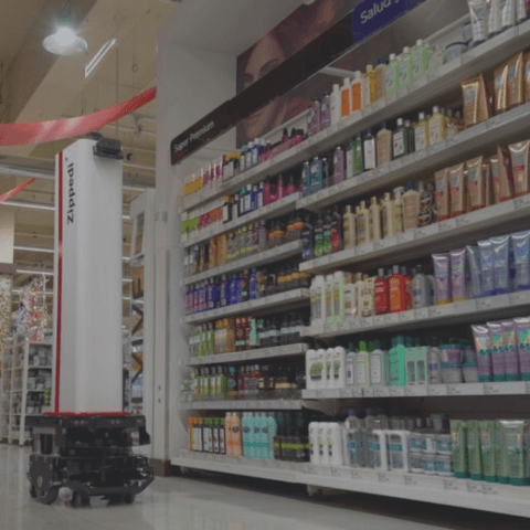 Integrantes de Zippedi participan de estudio sobre el uso de robots en el retail